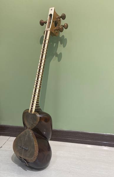 آموزش کلاس تار در آموزشگاه موسیقی سخن-قیطریه-شمال تهران