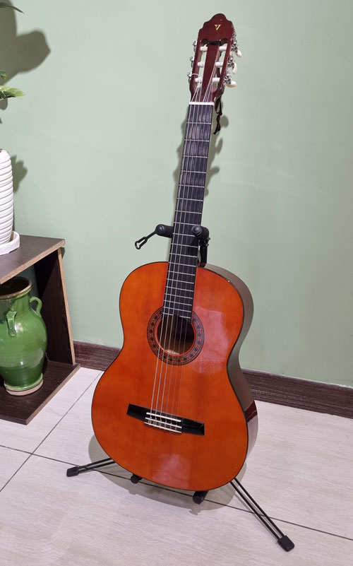 آموزش کلاس گیتار شمال تهران قیطریه آموزشگاه موسیقی سخن